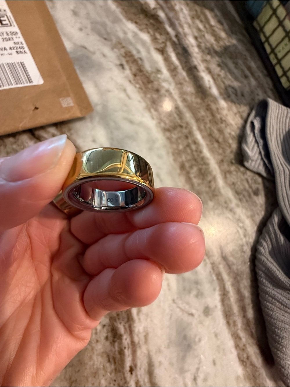 Oura ring series 4 size 8